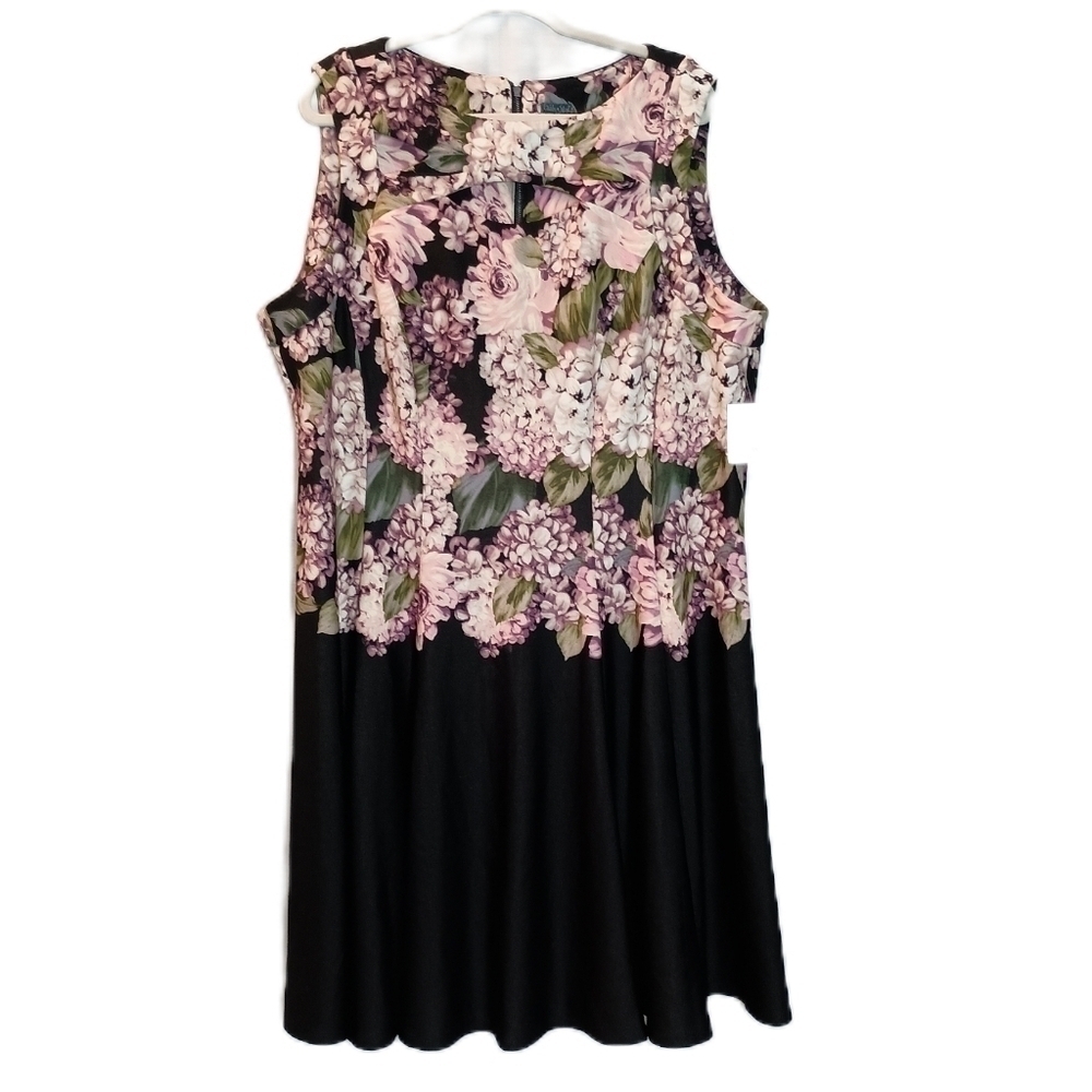Gabby Skye Fit and Flare Floral Plus Size 22 New With Tags